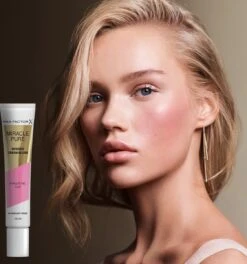 Max Factor Miracle Pure Vegan Blush - 001 Radiant Rose 13 Max Factor Miracle Pure Vegan Blush - 001 Radiant Rose -Cosmetica Promotiewinkel 1123x1200 1