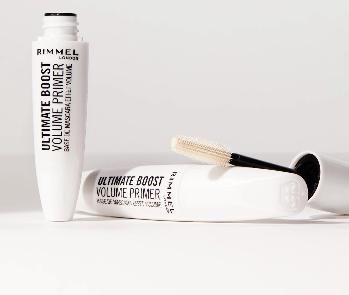Rimmel London Ultimate Boost Volume Primer Mascara - 000 White 5 Rimmel London Ultimate Boost Volume Primer Mascara - 000 White - Afbeelding 3