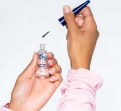 Herome Beschermende Topcoat - Protecting Top Coat - Nagellak Blijft Langer Zitten - Een Beschermlaag Welke De Kleur Van De Nagellak Intensiveert - 10ml. 15 Herome Beschermende Topcoat - Protecting Top Coat - Nagellak Blijft Langer Zitten - Een Beschermlaag Welke De Kleur Van De Nagellak Intensiveert - 10ml. -Cosmetica Promotiewinkel 1200x1110 2