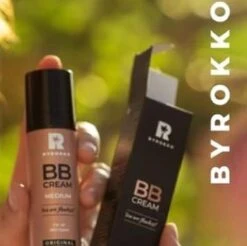 BYROKKO - Magic BB Cream - Medium - Foundation En Cremé In 1 - Voor Alle Huidtypes - 30 ML 8 BYROKKO - Magic BB Cream - Medium - Foundation En Cremé In 1 - Voor Alle Huidtypes - 30 ML -Cosmetica Promotiewinkel 1200x1195 6