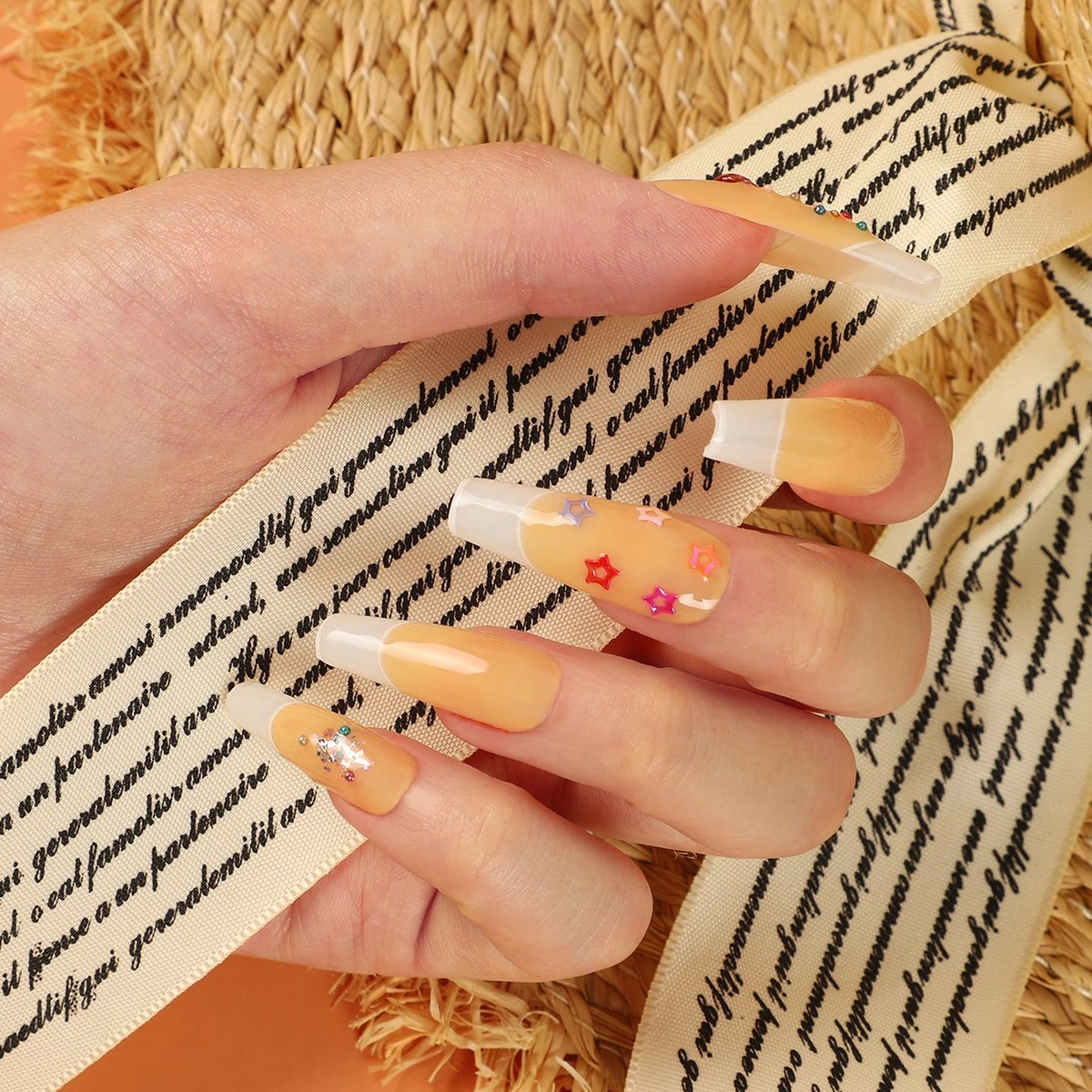 Royala D6 Gellak - Gellak Starterspakket 10 Kleuren - Gellak - Gellak Set - UV LED Lamp 36W - Manicure - Nagellak - Nail Art - 10 Kleuren Gel Polish - Nagellakset - Gellakset 18 Royala D6 Gellak - Gellak Starterspakket 10 Kleuren - Gellak - Gellak Set - UV LED Lamp 36W - Manicure - Nagellak - Nail Art - 10 Kleuren Gel Polish - Nagellakset - Gellakset - Afbeelding 16