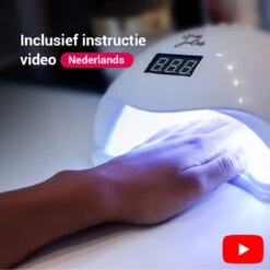 Miss Jules® Luxe Complete Polygel Kit - Polygel Nagels Starterspakket - 6 Kleuren - Perfecte Combinatie Gellak & Acryl - Incl. UV LED Lamp & Instructievideo (NL) 23 Miss Jules® Luxe Complete Polygel Kit - Polygel Nagels Starterspakket - 6 Kleuren - Perfecte Combinatie Gellak & Acryl - Incl. UV LED Lamp & Instructievideo (NL) -Cosmetica Promotiewinkel 1200x1200 1075