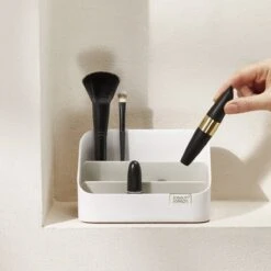 Joseph Joseph Make-up Display - Beige - Sorteervakken -Cosmetica Promotiewinkel 1200x1200 560