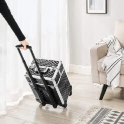 Cosmetische Koffer, Trolley, Make-up Case Met Handvat, 4 Universele Wielen, 4 Uitschuifbare Dienbladen, Make-up Tas, Voor Reizen, Zwart 13 Cosmetische Koffer, Trolley, Make-up Case Met Handvat, 4 Universele Wielen, 4 Uitschuifbare Dienbladen, Make-up Tas, Voor Reizen, Zwart -Cosmetica Promotiewinkel 1200x1200 720
