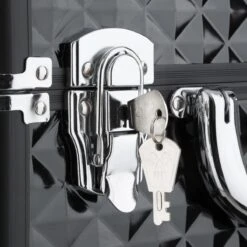 Dreamble Make-up Koffer - Make-up Trolley - Zwart - Rijdbaar - Met Wieltjes - Compact - 8 Vakken - Met Slot - 2 Sleutels 13 Dreamble Make-up Koffer - Make-up Trolley - Zwart - Rijdbaar - Met Wieltjes - Compact - 8 Vakken - Met Slot - 2 Sleutels -Cosmetica Promotiewinkel 1200x1200 722