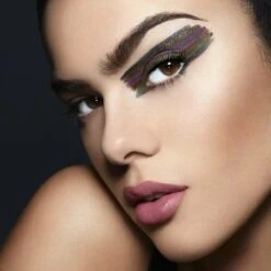 Rimmel London Ultimate Kohl Kajal - Eyeliner - Oogpotlood - 001 Black Obsidian - Waterproof - Zwart - 1.6 G 14 Rimmel London Ultimate Kohl Kajal - Eyeliner - Oogpotlood - 001 Black Obsidian - Waterproof - Zwart - 1.6 G -Cosmetica Promotiewinkel 1200x1200 902