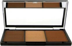 Makeup Revolution - Ultra Brightening Contour Kit C04 - Light/Medium 7 Makeup Revolution - Ultra Brightening Contour Kit C04 - Light/Medium -Cosmetica Promotiewinkel 1200x768