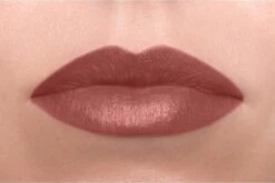 NYX Professional Makeup Suede Matte Lipstick - Brunch Me SDMLS05 - Lippenstift - 3,5 Gr -Cosmetica Promotiewinkel 1200x802 3