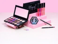 By Dash Beauty - Magical Glam Oogschaduw Palette - 18 Pan Oogschaduw Palette - 11 Matte Kleuren 7 Shimmer - Veganistisch En Dierproefvrij 6 By Dash Beauty - Magical Glam Oogschaduw Palette - 18 Pan Oogschaduw Palette - 11 Matte Kleuren 7 Shimmer - Veganistisch En Dierproefvrij -Cosmetica Promotiewinkel 1200x919