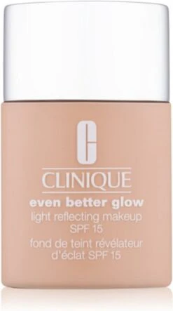 Clinique Even Better Glow Foundation - WN04 Bone 24 Clinique Even Better Glow Foundation - WN04 Bone -Cosmetica Promotiewinkel 669x1200
