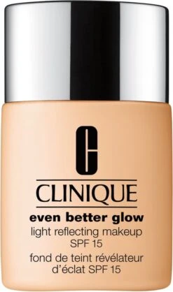 Clinique Even Better Glow Foundation - WN04 Bone 23 Clinique Even Better Glow Foundation - WN04 Bone -Cosmetica Promotiewinkel 709x1200 1