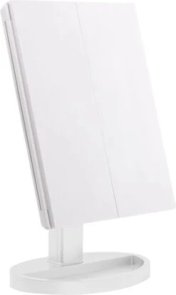 UNIQ Trifold Make Up Spiegel Met LED Verlichting En 2 Vergrootspiegels - Staande Spiegel - 21 LED-lampjes - Op Batterijen En USB (kabel Incl) - Wit 12 UNIQ Trifold Make Up Spiegel Met LED Verlichting En 2 Vergrootspiegels - Staande Spiegel - 21 LED-lampjes - Op Batterijen En USB (kabel Incl) - Wit -Cosmetica Promotiewinkel 716x1200 2