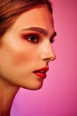 L’Oréal Paris Paris Electric Nights Superliner Matte Signature Eyeliner - Limited Edition – 11 Red Signature – Rood -Cosmetica Promotiewinkel 800x1200 18