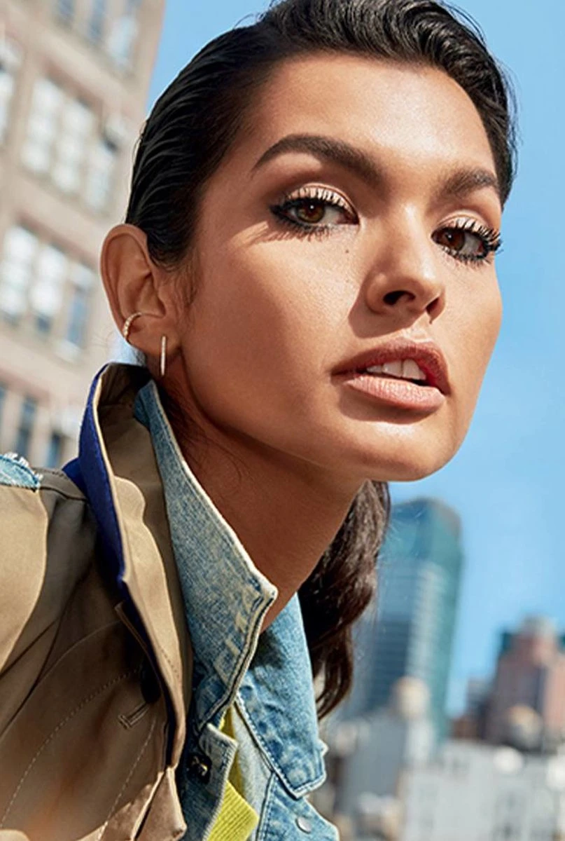 Maybelline New York Colossal Up To 36H Mascara - 01 Black 4 Maybelline New York Colossal Up To 36H Mascara - 01 Black - Afbeelding 2