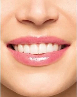 Clarins Instant Light Natural Lip Perfector - 01 Rose Shimmer - Lipgloss - 12 Ml 16 Clarins Instant Light Natural Lip Perfector - 01 Rose Shimmer - Lipgloss - 12 Ml -Cosmetica Promotiewinkel 952x1200