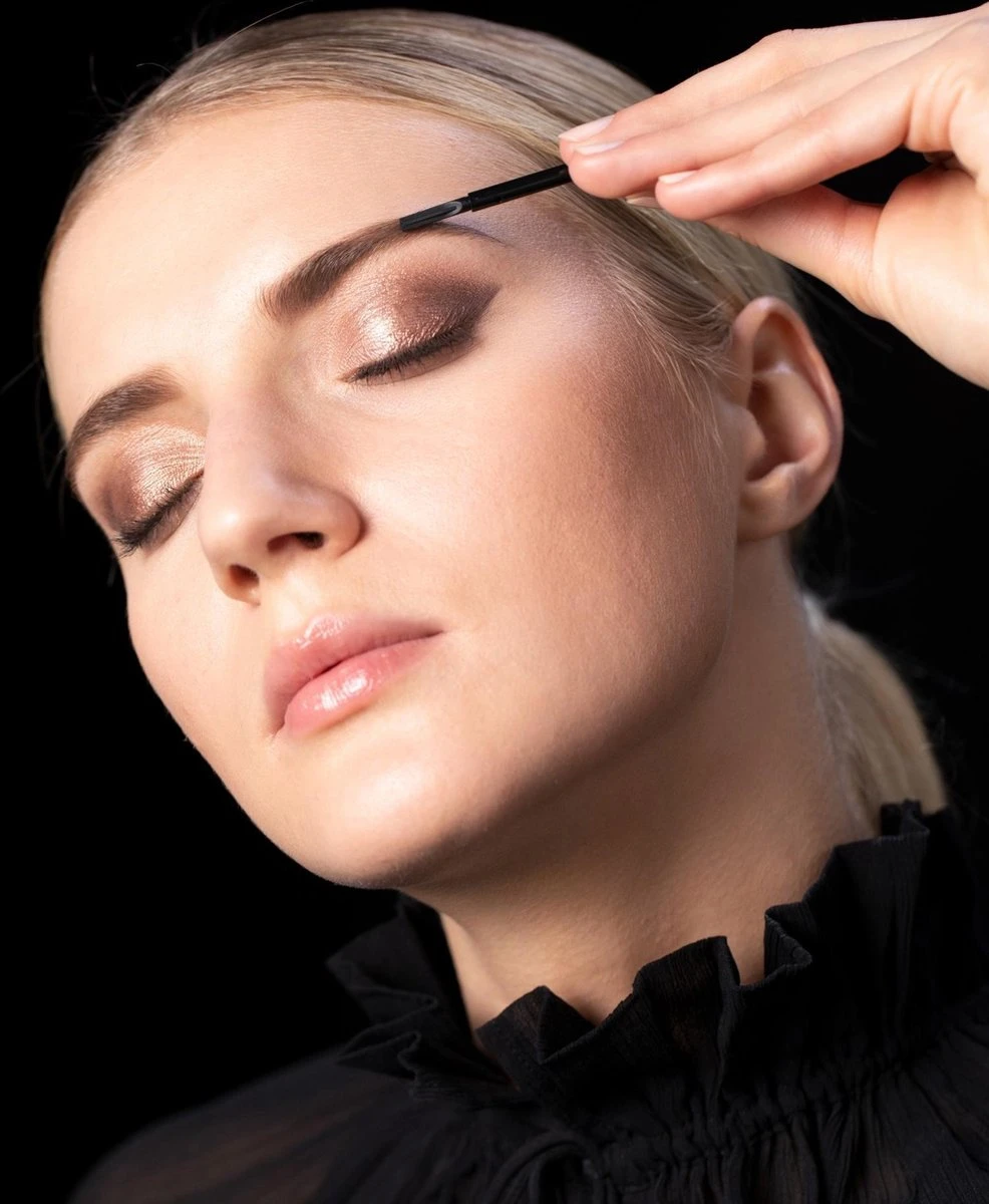 SYOSS Wenkbrauwverf 5-1 Lichtbruin - 1 Stuk 7 SYOSS Wenkbrauwverf 5-1 Lichtbruin - 1 Stuk - Afbeelding 5