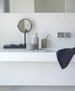 Omliox Make Up En Scheer Spiegel - Ronde Standspiegel - 10x Vergroting - Ø19cm - Mat Zwart 9 Omliox Make Up En Scheer Spiegel - Ronde Standspiegel - 10x Vergroting - Ø19cm - Mat Zwart -Cosmetica Promotiewinkel 992x1200